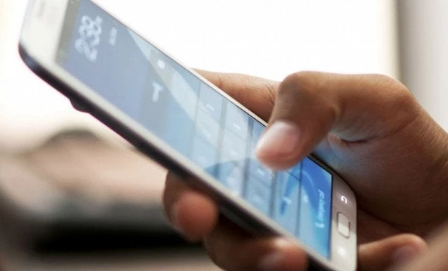 Μείωση στο κόστος κλήσεων από κινητό και σταθερό τηλέφωνο εντός Ε.Ε.